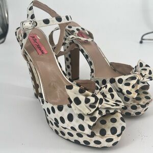 Betsey Johnson White and Black Polka Dot Bow Platform Heels